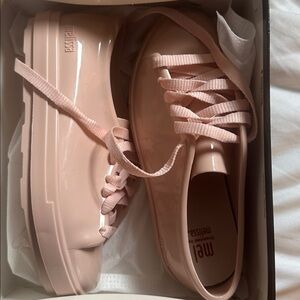 Mini Melissa Girls Mel be Fashion Sneaker Sz 2